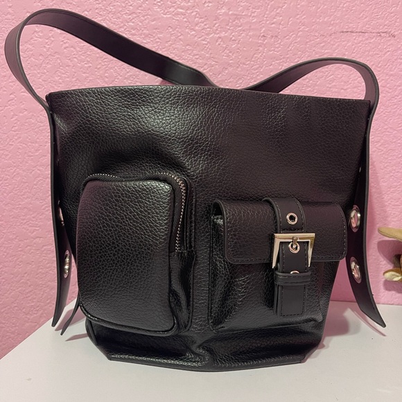 Steve Madden Handbags - Steve Madden shoulder bag